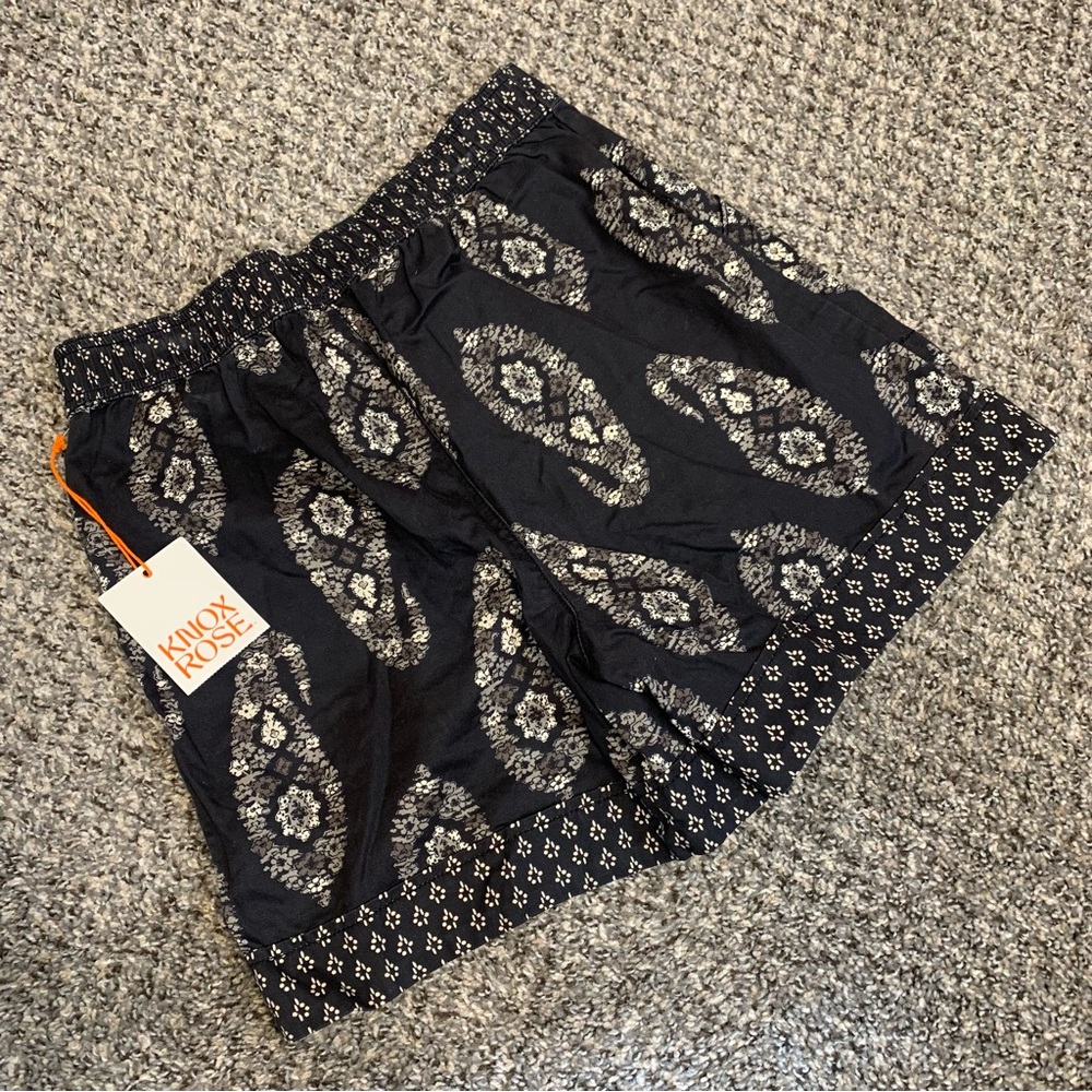Knox Rose Paisley Printed High Waisted Shorts - Picture 12 of 12
